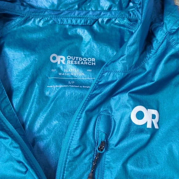 Men's helium wind hoodie - Picture 2 of 5